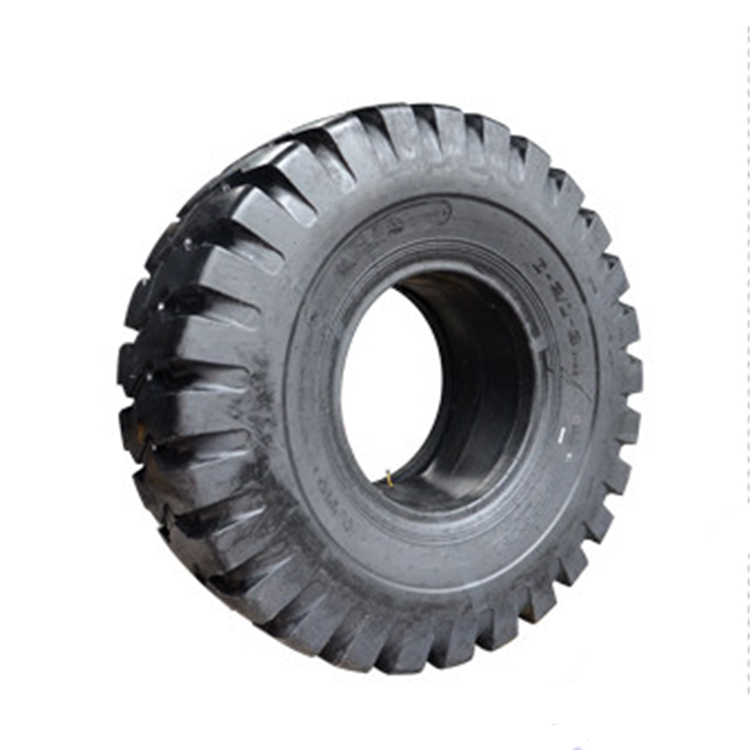 02B0002 XGMA Loader tyre 23.5-25