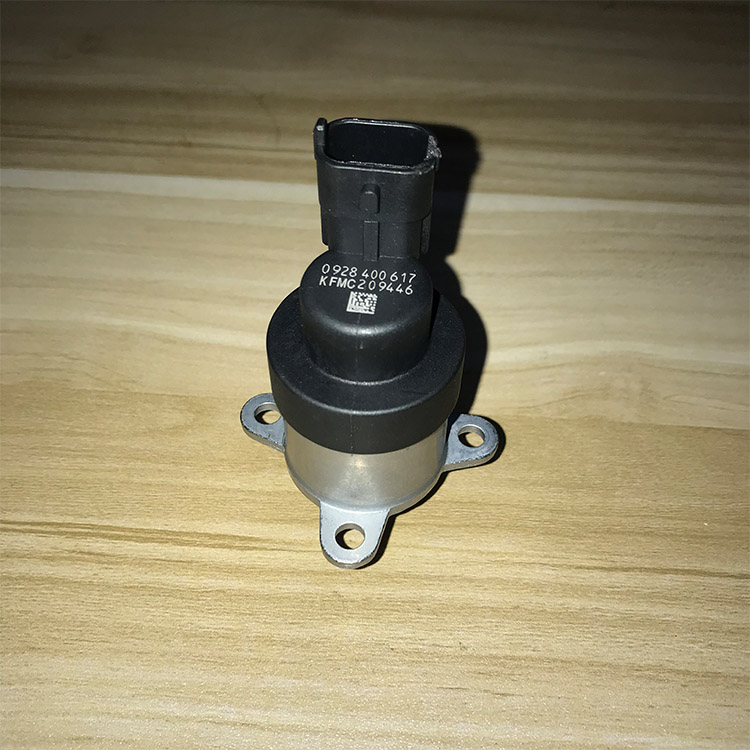 Komatsu PC200-8 Excavator engine fuel pump metering valve solenoid valve flow control valve